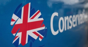 Boris Consonun yerinə 11 siyasətçi iddialıdır