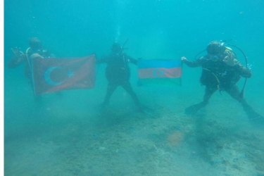 Türkiyə və Azərbaycan hərbçilərinin “Sualtı hücum” birgə təlimləri keçirilir - FOTO