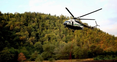 Borjomidə meşə yanğınlarının söndürülməsinə helikopterlər cəlb olunub