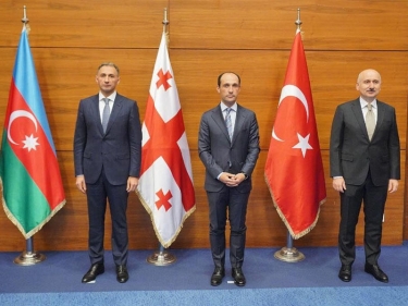 Azərbaycan, Türkiyə və Gürcüstanın nazirləri Tbilisidə görüşdü - FOTO