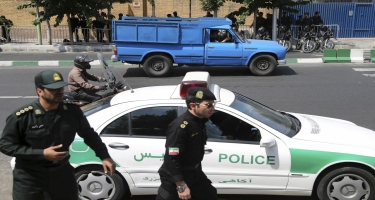 İran polisi etirazçılara atəş açdı - 15 YARALI VAR - FOTO