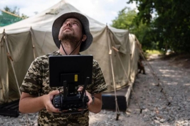 Ukrayna ordusu daha 300 dron  əldə edib