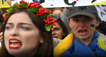 Avropa Parlamenti Zelenski və Ukrayna xalqını mükafatlandırdı