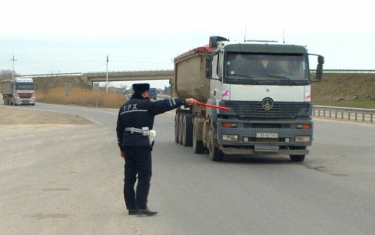 Bu maşınlar Bakıya buraxılmır - Qərar qüvvəyə mindi