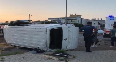 Məktəb avtobusu qəzaya düşdü: 7 nəfər yaralandı - VİDEO