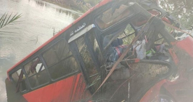 Avtobus kanala düşdü, 19 nəfər öldü