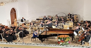 Filarmoniyada Yalçın Adıgözəlovun rəhbərliyi ilə Dövlət Simfonik Orkestrinin konserti olub - VİDEO - FOTO