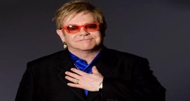 Elton Con “Twitter”dən gedir - FOTO