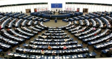 Avropa Parlamentində korrupsiya qalmaqalı - 2 deputatın mandatı  ləğv edilə bilər