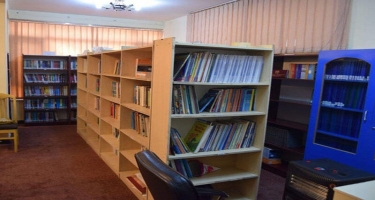 Özəl universitet borclarını qaytarmaqdan ötrü kitabxanasını satışa çıxardı