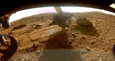 Marsda qədim çayın qayalarından nümunələr toplanır - VİDEO