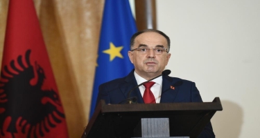 Albaniya Prezidentinin rəsmi qarşılanma mərasimi olub