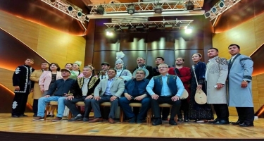 Muğam Mərkəzində Qazaxıstandan gəlmiş dombra ifaçılarının (aşıqları) konserti təqdim edildi