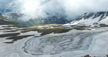 Yayın ortasında Zaqatalada göl buz bağladı - VİDEO - FOTO