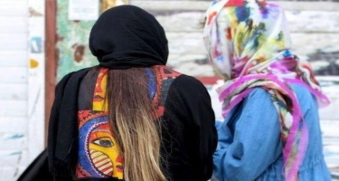 İranda hökumət muzdluları qadınları sıxışdırır - VİDEO