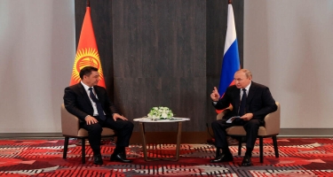 Putin Qırğızıstana rəsmi səfərə gedib