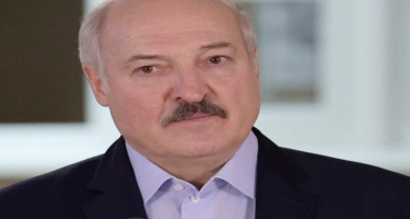Bişkekdə müvazinətini itirən Lukaşenko görün nə dedi