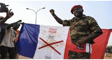 Afrikadan qovulan Fransa - Makron gözünü türkdilli dövlətlərə dikib