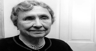 Eşitmə və danışma qüsurlu dünyanın ən cəsarətli qadınlarından biri - Helen Keller - FOTOlar