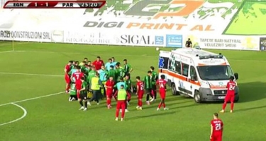 Azərbaycanlı futbolçunun komanda yoldaşı oyun zamanı vəfat etdi