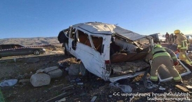 Ermənistanda ağır qəza: 15 nəfər yaralandı