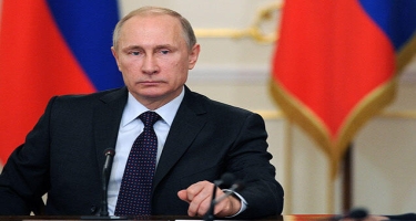 Putin prezidentliyə namizədlik üçün sənədlərini MSK-ya təqdim etdi