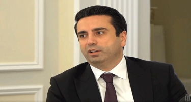 Simonyan: Ermənistanın dövlət himni və gerbi dəyişdirilməlidir