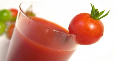Pomidor suyu ilə bağlı mühüm araşdırma! BU XƏSTƏLİYİN qarşısını alır