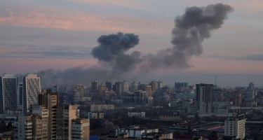 Rusiya Ukraynaya genişmiqyaslı raket zərbəsi endirdi - FOTO