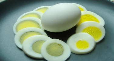 Qaynadılmış yumurta və ya omlet – Hansı daha zərərlidir?
