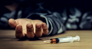 13 yaşlı yeniyetmə narkotikdən öldü