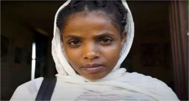 Efiopiyalı qadın 16 ildir ac-susuz yaşayaraq ana oldu - FOTO