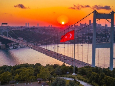 İstanbul boğazı bağlandı