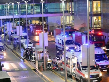 İdmançı hava limanında turisti döydü