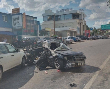 Rusiya qubernatorunun oğlu avtomobil qəzasında öldü - FOTOlar