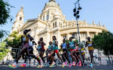 Paris Olimpiadasının iştirakçısını benzin töküb yandırdılar