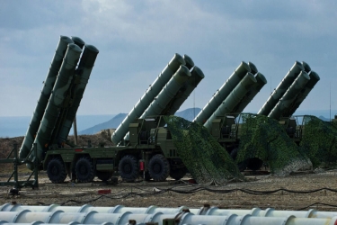 Kurskda Rusiyanın S-400-ü məhv edildi