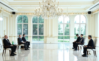 Prezident İlham Əliyev Kımqu Kanqın etimadnaməsini qəbul edib - FOTO