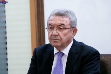 Misir Mərdanov bu məşhurun ad günündə belə rəqs etdi - VİDEO