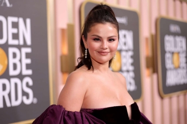 Selena Qomes tanınmaz halda - FOTO