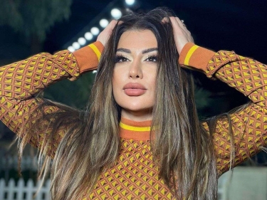 Evində çalışanı qızıllarını oğurladı