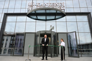 Prezident İlham Əliyev “Xankəndi” Biznes Mərkəzinin açılışında iştirak edib - FOTO