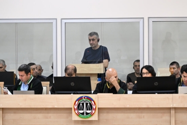 Zərər çəkmiş şəxslər məhkəmədə ifadə veriblər - FOTO