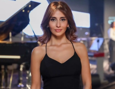Bu da azərbaycanlı aparıcının heç yerdə görmədiyiniz ƏRİ - FOTO