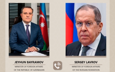Ceyhun Bayramov və Sergey Lavrov regional və beynəlxalq təhlükəsizlik məsələlərini müzakirə edib