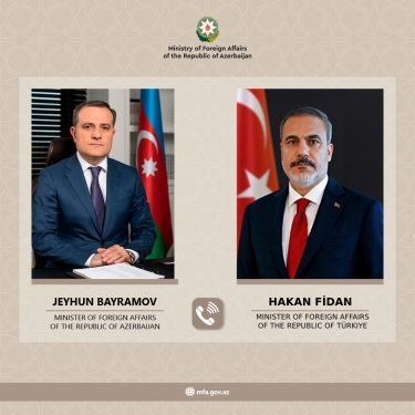 Ceyhun Bayramov Hakan Fidanla Yaxın Şərqdəki vəziyyəti müzakirə edib