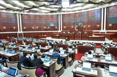 Milli Məclis Prezident İlham Əliyev və Birinci vitse-prezident Mehriban Əliyevaya təbrik məktubu ünvanlayıb