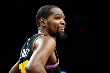 Basketbol tarixində ən çox maaş alan oyunçu oldu