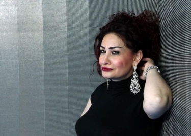 “Xəyanətə görə boşandım