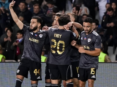 Hakim niyə “Qarabağ”a penalti vermədi?